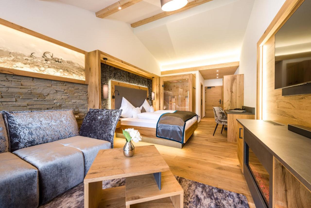 Wohlfuehlhotel Berg Heil Holzgau Luaran gambar